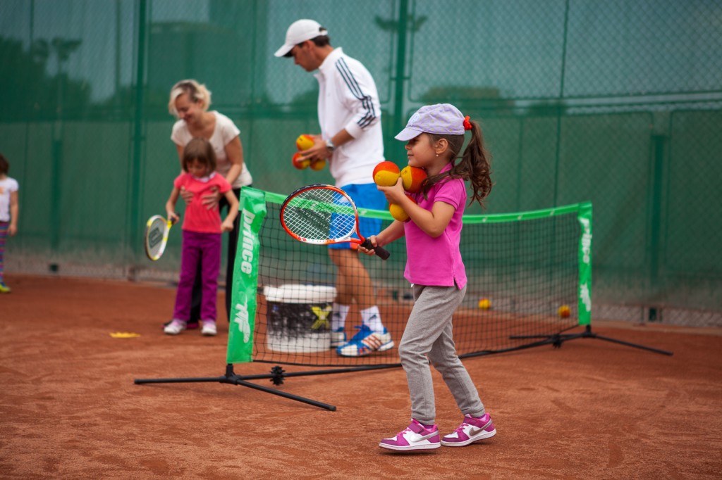 Tenis pentru copii la Summer Camp