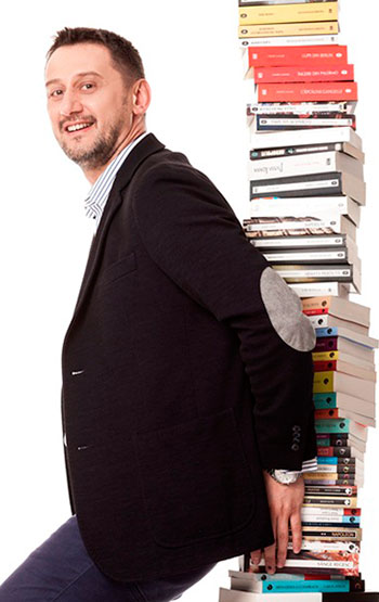 Mario DeMezzo fost CEO editura ALL Mario DeMezzo fost CEO editura ALL