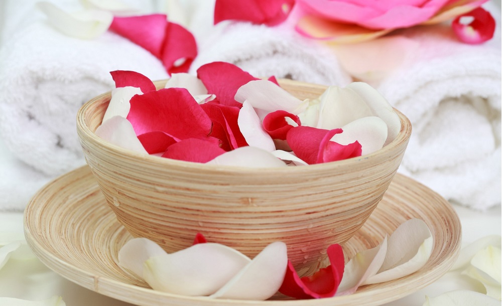 5 rețete de loțiune tonică 100% naturală