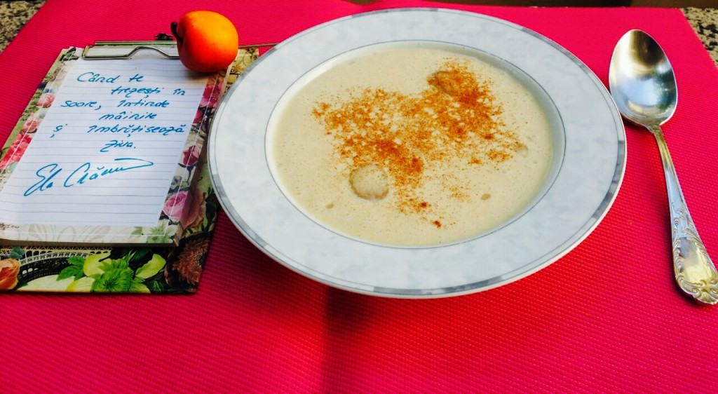 Mic-dejun cu smoothie