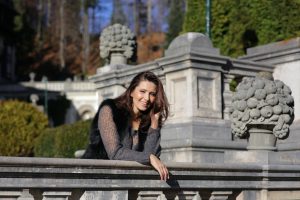 Nu-ţi lăsa prietenii la greu: protejează-ţi părul eficient pe timp de iarnă