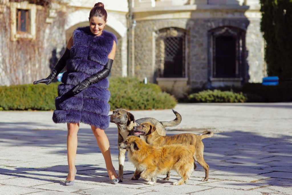 Şi mie mi-e frică. Dar cel mai tare mi-e frică de...frică :)