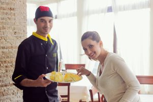 Delicii de februarie: mic-dejun cu ouă moleculare