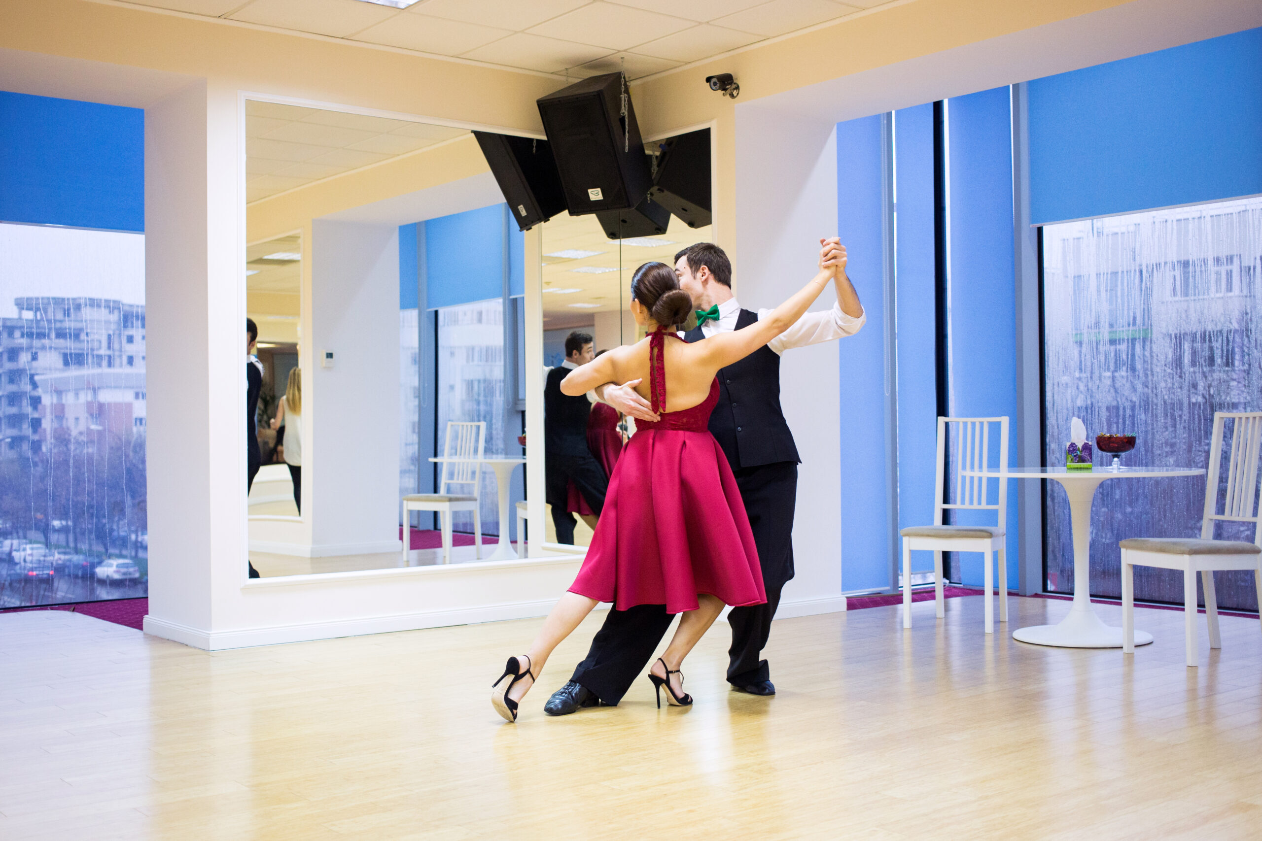 Tango și rumba sau de ce m-am mai îndrăgostit în ultima vreme