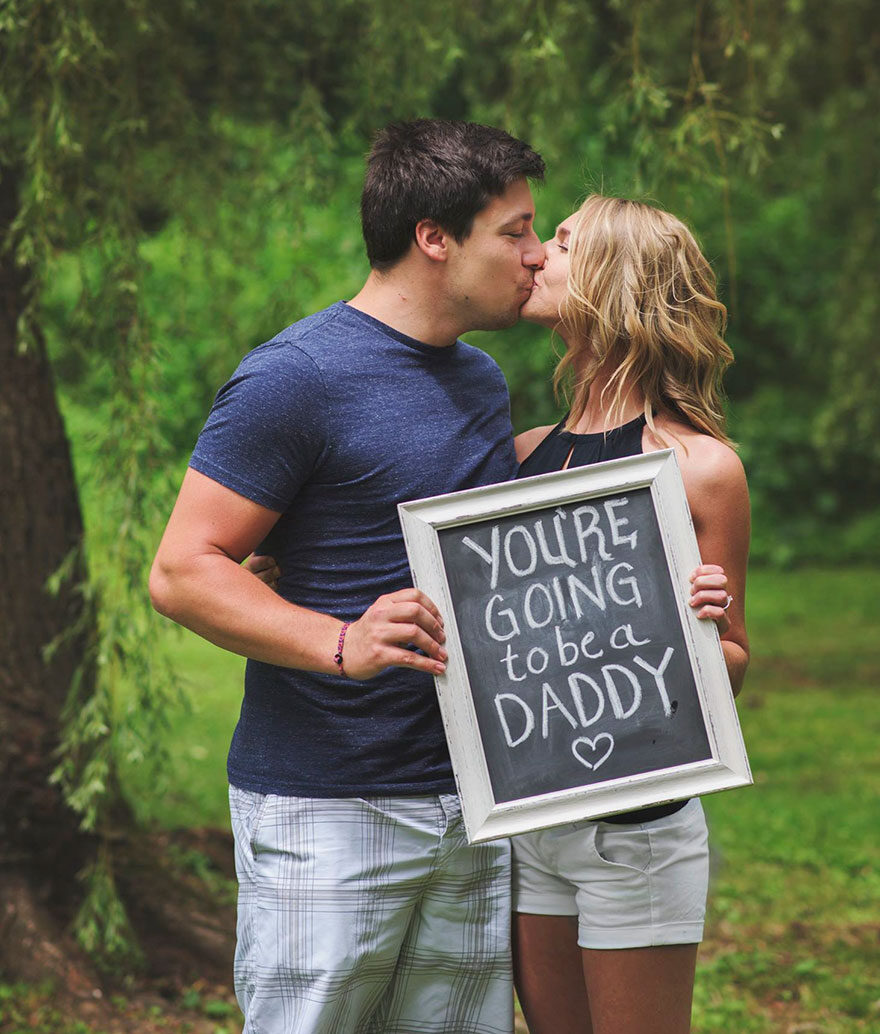 pregnancy-announcement-surprise-photoshoot-brianne-dow-21-9486003