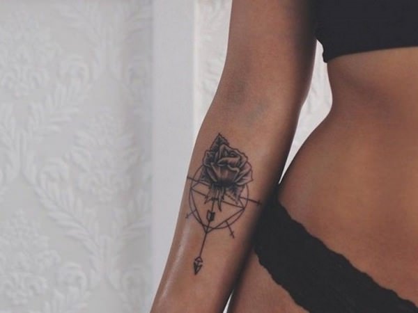 Tatuaje fete Berbec Tatuaje fete Berbec