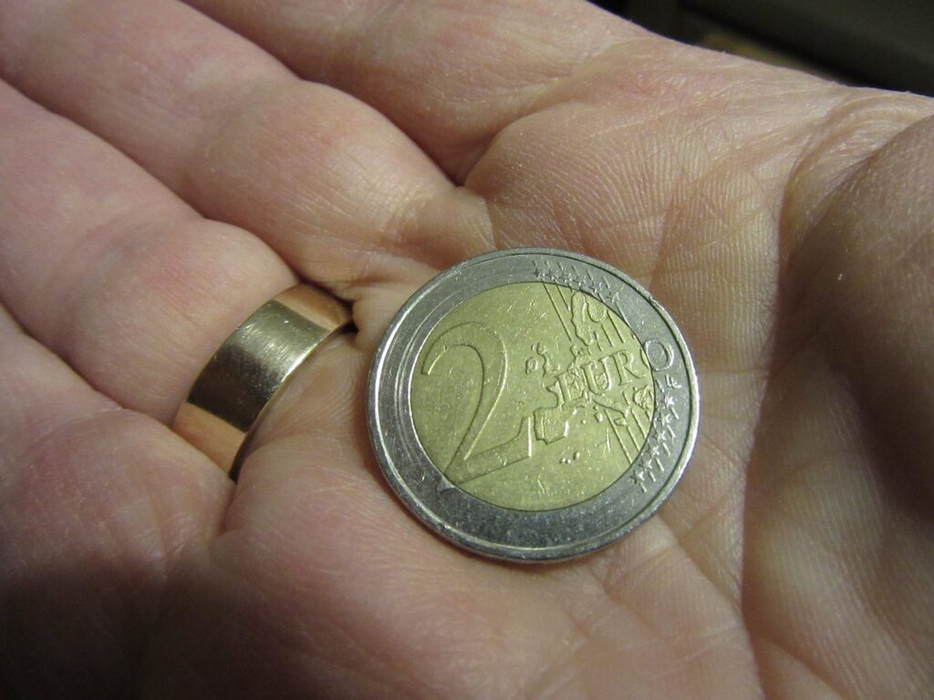 Cum să-ți ajuți copiii adulți să devină independenți din punct de vedere financiar