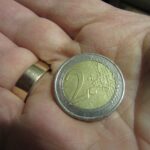 Cum să-ți ajuți copiii adulți să devină independenți din punct de vedere financiar