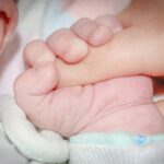 18 semne care te pot ajuta să-ți înțelegi mai bine bebelușul