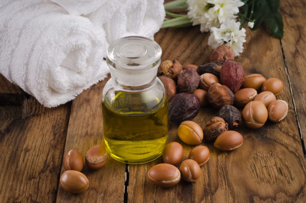Uleiul de argan - secretul frumuseții marocane. Trucuri de la femeile din toată lumea