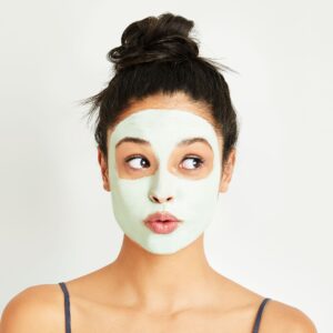 Cele mai bizare ritualuri de frumusețe din lume - de la exfoliere cu nisip până la mască cu piper