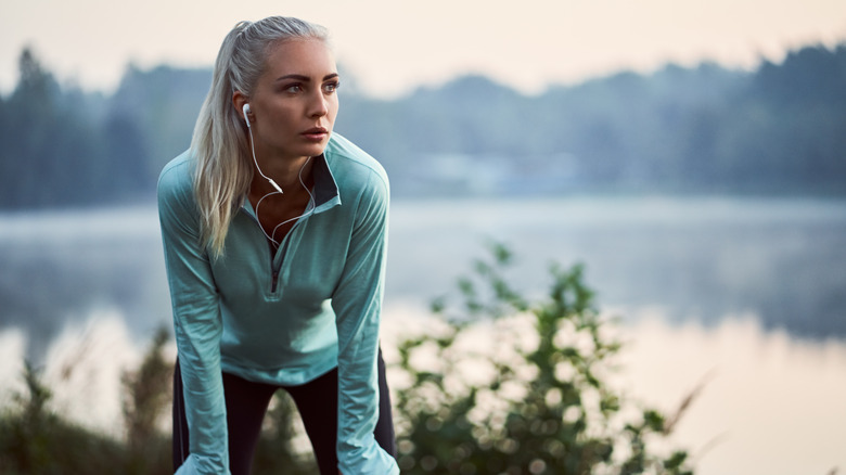 Visezi că cineva te urmărește - semnificații ascunse