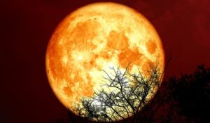 Ultima lună plină din anul 2021 este în zodia Gemeni. Ce înseamnă și cum ne afectează pe toți